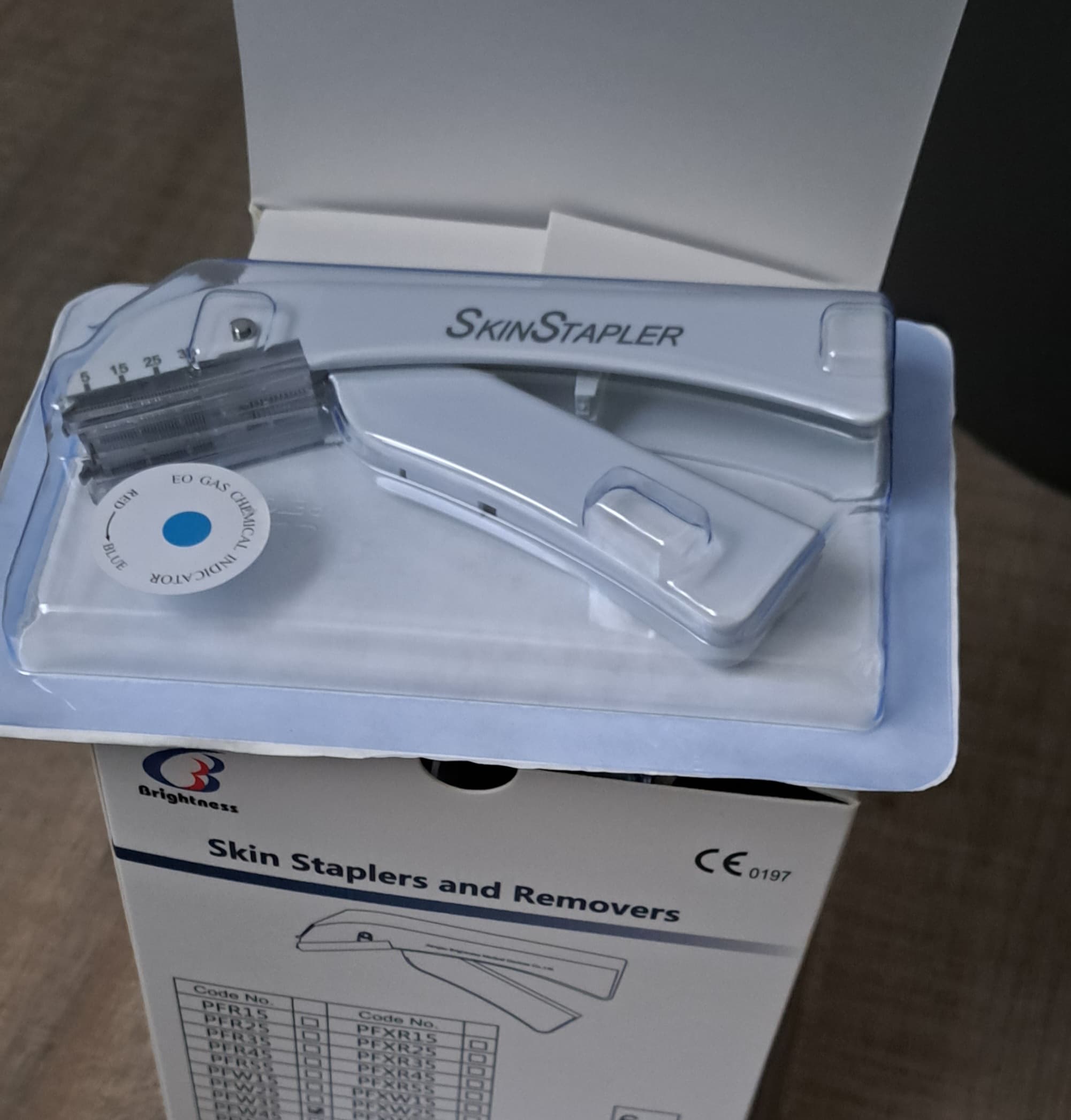 Lot d'agrafeuses cutanée stérile Brightness et in-pro