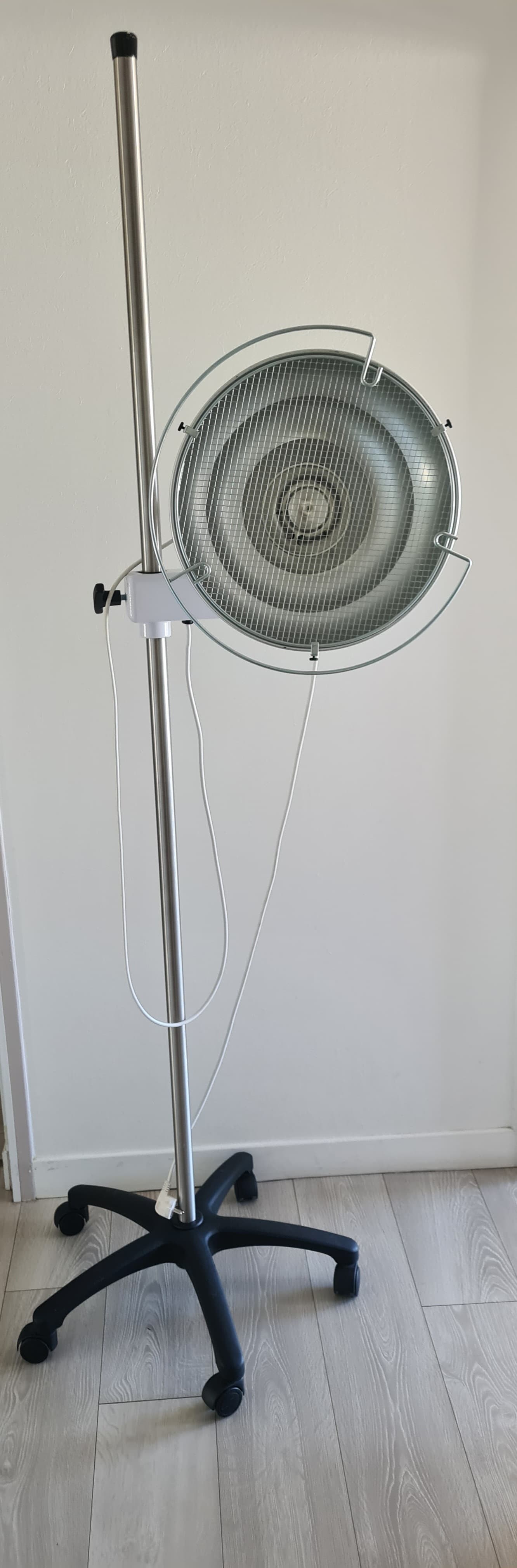 Lampe médicale / d’examen