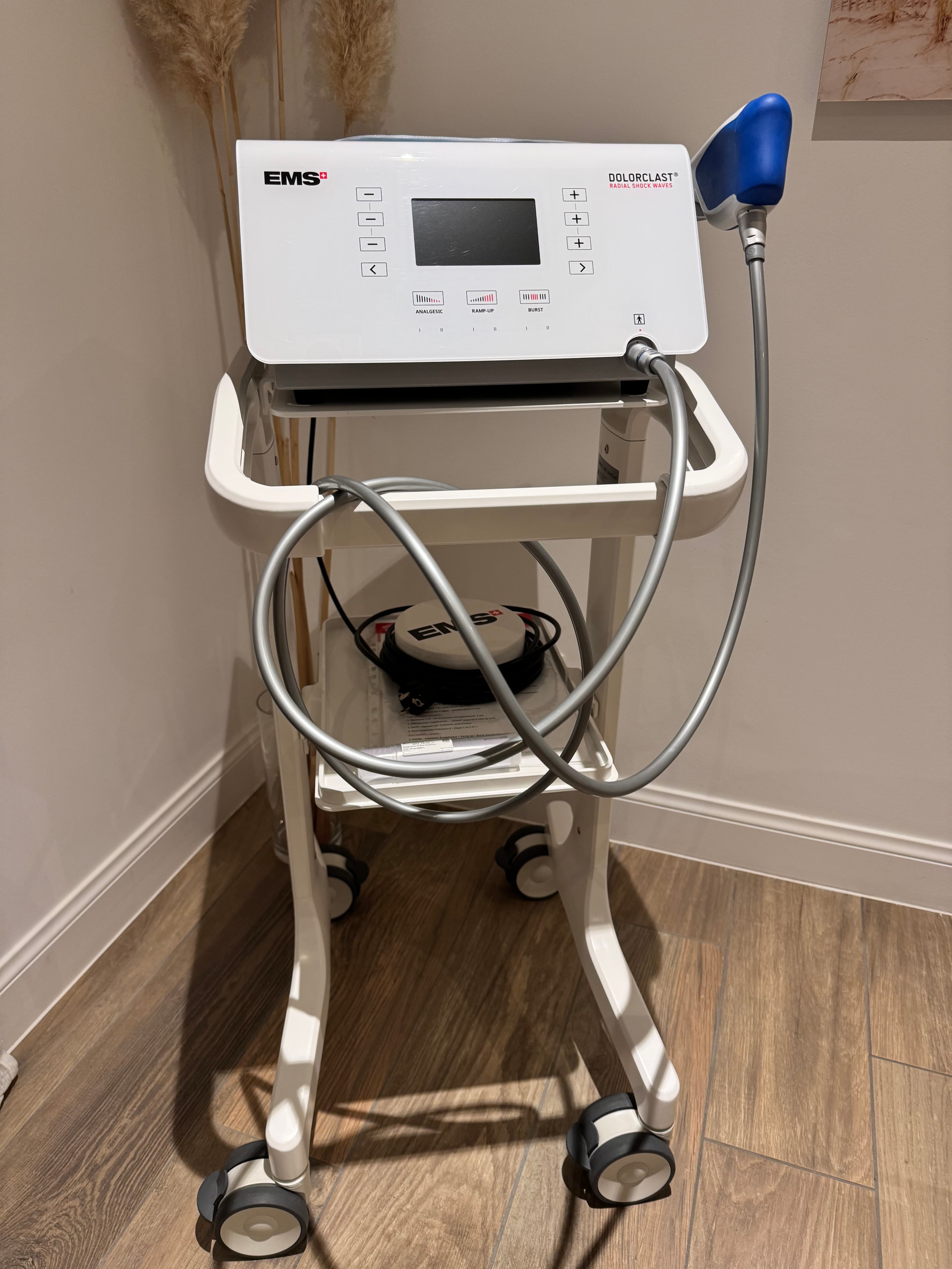 Machine à ondes de choc Arseus médical