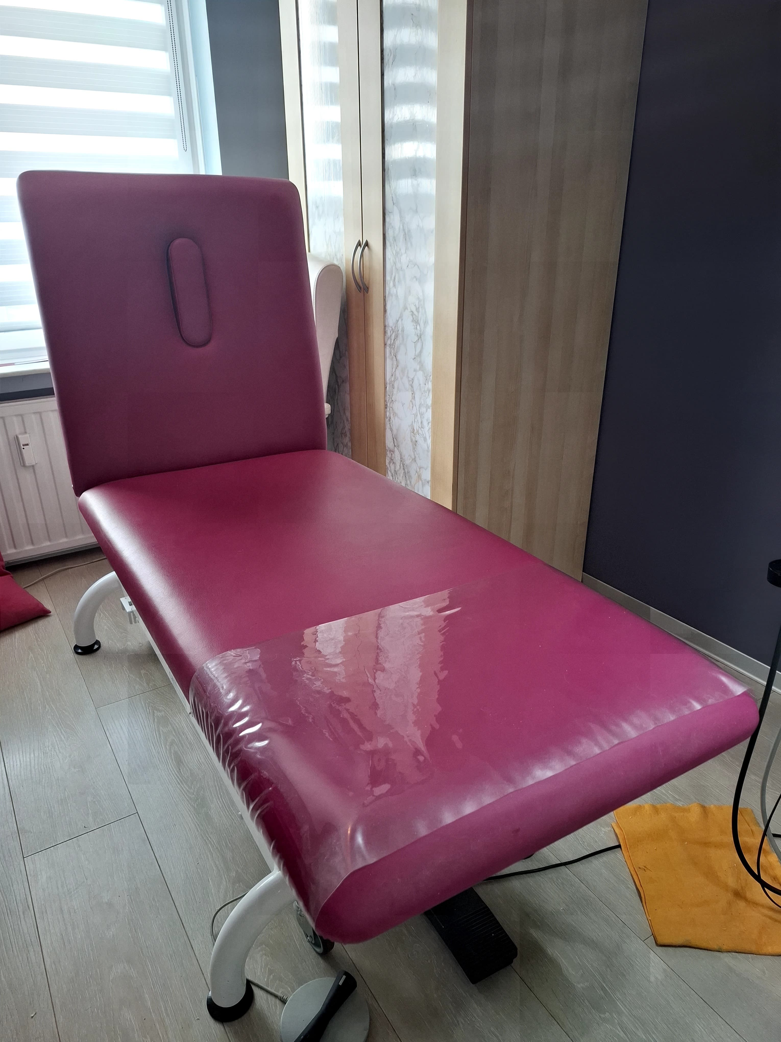 Table électrique 2 pans TKM