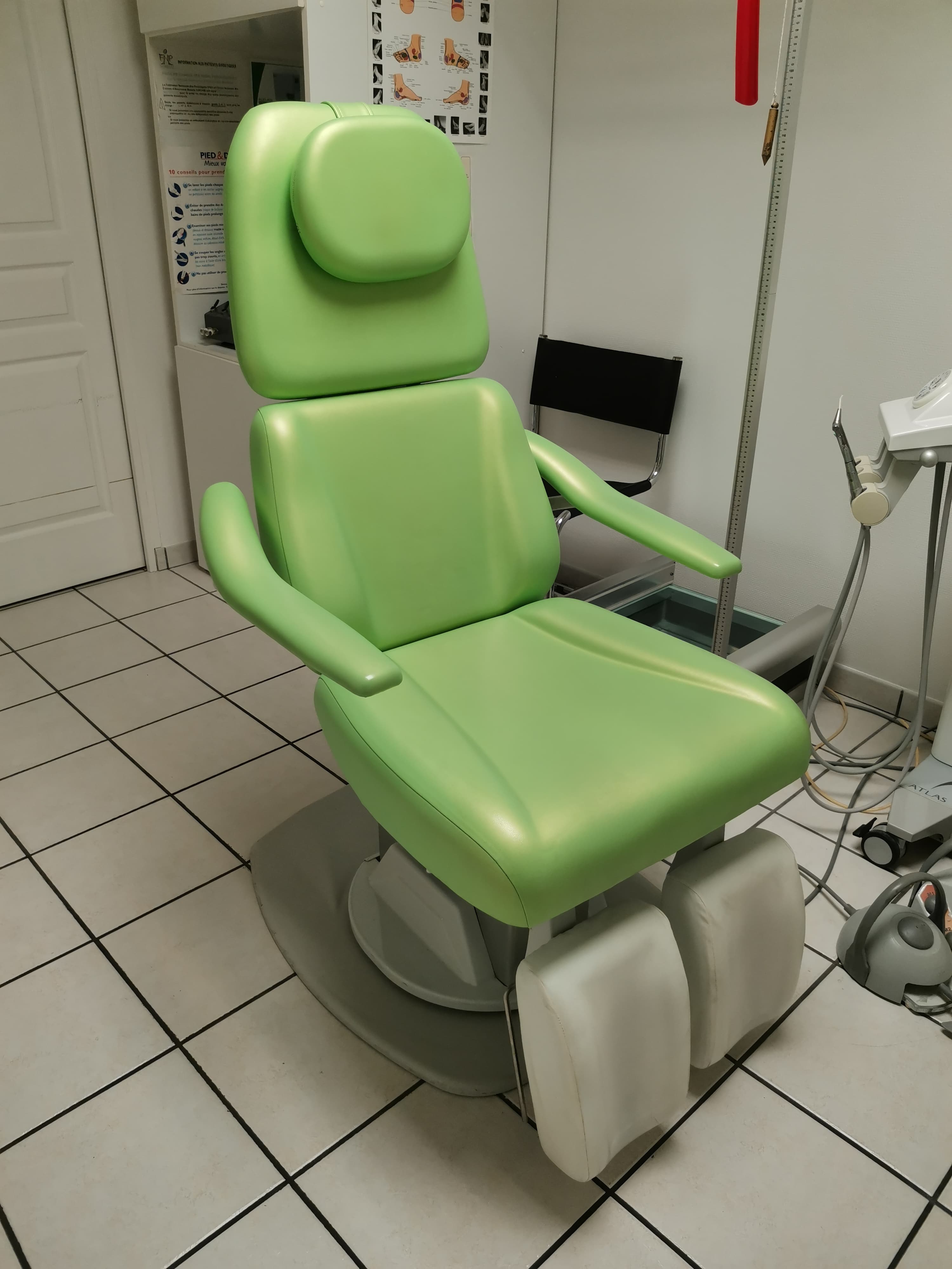 Fauteuil patient et praticien