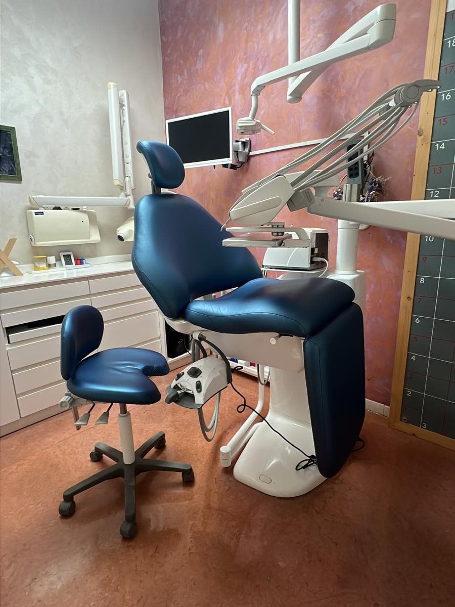 Unit dentaire Planmeca Compact i (2015) — garniture bleu métallique
