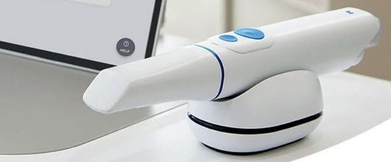 Scanner intra-oral sans fil 3D Medit i900 Mobility